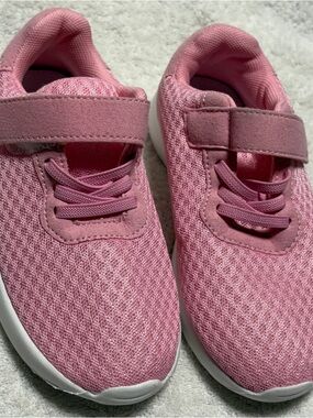 Kids Lightweight Pink Mesh Sneakers with Hook-and-Loop Strap